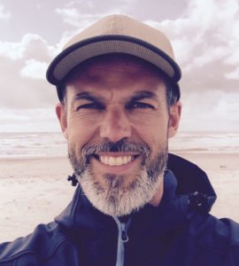 Lars Henriksen, godnathistorie forfatter